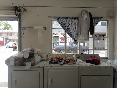 Laundry Room Lavandería cerca de mi