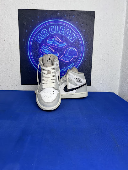 Mr Clean Sneakers N Caps lavandería