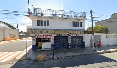 Planchaduria Y Tintoreriia De Lia lavandería